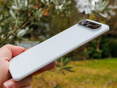 Tecno Slim 5G (źródło zdjęcia: Daniel Schmidt)