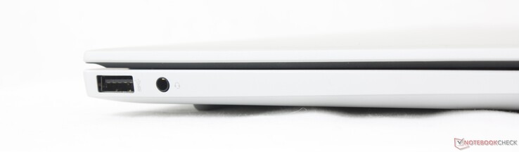 Po lewej: USB-A (5 Gb/s), zestaw słuchawkowy 3,5 mm