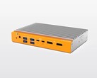 Bez wentylatora mini PC OnLogic Helix 320 może być wyposażony w procesor Intel z maksymalnie 8 rdzeniami i ma aluminiową obudowę w srebrnym kolorze z pomarańczowym frontem
