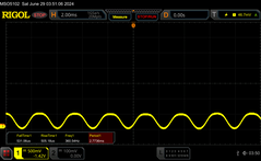 PWM: jasność 4/10, ~360 Hz