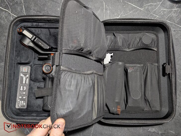 Wersja zestawu z follow focusem, uchwytem i nie tylko