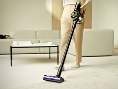 Bezprzewodowy odkurzacz Dyson V8 Cyclone (na zdjęciu) jest już dostępny w Europie. (Źródło zdjęcia: Dyson)