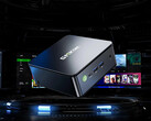 Cena NucBox G11 zaczyna się od 157,99 USD po dodaniu kodu kuponu. Na zdjęciu: zdjęcie promocyjne przedstawiające przednią część mini PC.