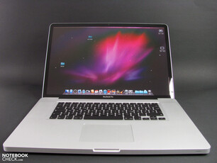 Model Apple MC725D/A przyszedł z zainstalowanym systemem Mac OS X 10.6 Snow Leopard (źródło obrazu: Notebookcheck)