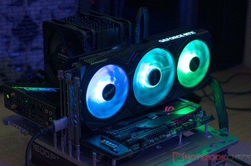 KFA2 GeForce RTX 4070 EX Gamer podczas testu emisji hałasu