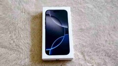 Wideo z rozpakowywania iPhone'a 16 Pro pojawiło się na Twitterze. (Źródło obrazu: Twitter)