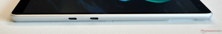 Po lewej stronie: 2 porty USB-C 4.0 (40 Gb/s, DisplayPort 1.4a, Power Delivery)