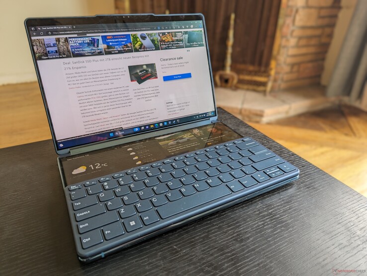 Lenovo Yoga Book 9i 2-w-1 z podwójnym ekranem Lenovo Yoga Book 9i 2-w-1 z podwójnym ekranem