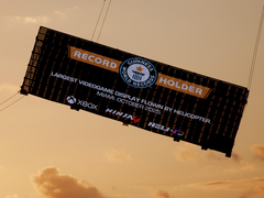 Wyświetlacz gry wideo przedstawiający rozgrywkę Ninja Gaiden 4, która zdobyła Światowy Rekord Guinnessa (źródło obrazu: Xbox Wire)