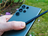 Samsung rozpoczął zwijanie nowej aktualizacji skoncentrowanej na aparacie dla serii Galaxy S23. (Źródło obrazu: NotebookCheck)