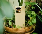 Realme 16 Pro Plus posiada odblaskowy moduł kamery i specjalny dotyk z tyłu.