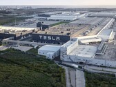 Tesla's Giga Shanghai jest jak dotąd najbardziej produktywnym zakładem Tesli i firma chce rozszerzyć tę przewagę. (Źródło zdjęcia: Tesla)