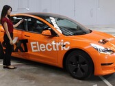 Tesle będą stopniowo wycofywane z floty wypożyczalni (zdjęcie: SIXT)