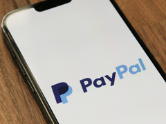 Użytkownicy PayPal (logo na zdjęciu) mogą teraz dokonywać natychmiastowych płatności za pośrednictwem ChatGPT (Źródło obrazu: Marques Thomas - Unsplash)