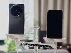 Vivo zdradziło, że X Fold5 będzie ważył mniej niż popularny, ale nieokreślony iPhone. (Źródło zdjęcia: Vivo)