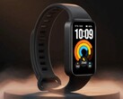 Xiaomi Smart Band 11 Active charakteryzuje się nieco szerszą i bardziej kanciastą obudową niż jego poprzednik.