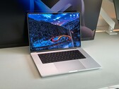 Najszybszy laptop firmy Apple zaczyna wykazywać oznaki starzenia się – recenzja Apple MacBook Pro 16 2026 M5 Max