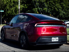 Robotaxi Tesla Model Y w Austin. (Źródło zdjęcia: @AdanGuajardo/X)