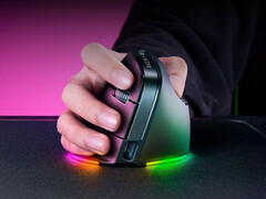Uchwyt Razer Pro Click V2 Vertical Edition (źródło zdjęcia: Razer PR)