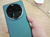 OPPO Find X6 Pro we własnej osobie. (Źródło: Ice Universe)
