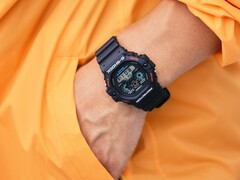 Casio odświeża niektóre ze swoich klasycznych modeli G-Shock z nowym podświetleniem LED. Na zdjęciu tutaj: G-Shock DW-5900-1. (Źródło zdjęcia: Casio)
