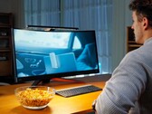 BenQ ScreenBar Pro włącza się automatycznie, gdy ktoś zbliża się do monitora. (Zdjęcie: BenQ)