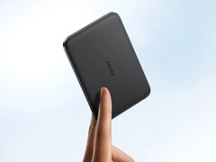 Anker Nano Power Bank (5K, MagGo, Slim) został wprowadzony na rynek europejski. (Źródło zdjęcia: Anker)