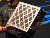 "Raptor Canyon" Intela to największy z dotychczasowych modeli NUC. (Źródło obrazu: Intel)