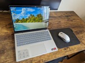 Recenzja konwertowalnego laptopa Dell Inspiron 14 7435 2 w 1: Ryzen 5 7530U dla oszczędnych użytkowników