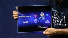 Pierwszy zwijany ekran PC firmy Samsung (obraz: Intel/YouTube)