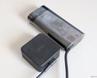 zasilacz sieciowy USB-C 65 W od MSI kontra zasilacz sieciowy USB-C 140 W od HP