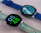 Samsung Galaxy Watch 8 może mierzyć poziom przeciwutleniaczy. Na zdjęciu: dwa rozmiary smartwatcha. (Źródło zdjęcia: Notebookcheck)