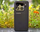 Xiaomi 15S Pro to jeden z najlepszych smartfonów 2025 roku. (Źródło zdjęcia: Marcus Herbrich)