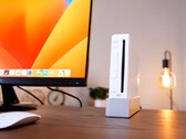 Funkcjonalny Mac mini leży w obudowie tego Nintendo Wii. (Źródło obrazu: Luke Miani)