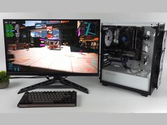 Budżetowy komputer do gier z Intel Arc A380 i Nvidia RTX 3060 uruchamiający Cyberpunk 2077 przy użyciu bezstratnego skalowania do generowania klatek na dwóch GPU, pokazujący liczniki FPS na ekranie (źródło obrazu: ETA PRIME za pośrednictwem YouTube)
