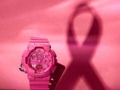 Casio i Fundacja Badań nad Rakiem Piersi współpracują z zegarkiem G-Shock GMAS145PK-4A z Różową Wstążką. (Źródło zdjęcia: Casio)