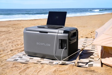 EcoFlow Glacier Classic może być używany do ładowania urządzeń przenośnych za pośrednictwem portu USB-C. (Źródło zdjęcia: EcoFlow)