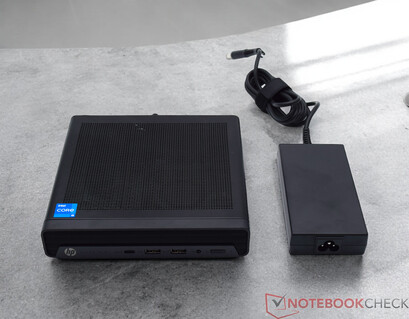 HP Elite Mini 800 G9 i zasilacz (19,5 V; 6,15 A)
