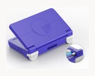 Retroid Pocket Flip 2 (na zdjęciu) to przenośna konsola o konstrukcji typu clamshell. (Źródło zdjęcia: Retroid)