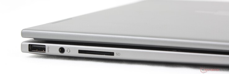 Po lewej: USB-A 10 (10 Gb/s), zestaw słuchawkowy 3,5 mm, czytnik kart SD