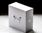 Apple Słuchawki AirPods będą wkrótce w stanie sterować kamerą iPhone'a i wstrzymywać odtwarzanie muzyki, gdy użytkownicy zasną. (Źródło zdjęcia: Vasil Korzh)