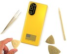 Telefon Trump T1 to w zasadzie model HTC U24 Pro w nowej szacie wizualnej.