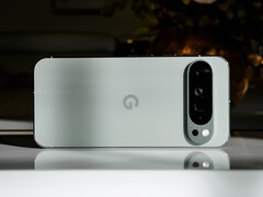 Mówi się, że seria Pixel 9 cierpi z powodu kilku błędów łamiących urządzenia po aktualizacji do najnowszej publicznej wersji Google Android 16. (Źródło zdjęcia: Triyansh Gill & Unsplash)