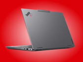 ThinkPad X1 2-w-1 Gen 11 waży zaledwie 1,2 kg.