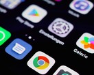 Android smartfon z paskiem aplikacji i ikoną ustawień