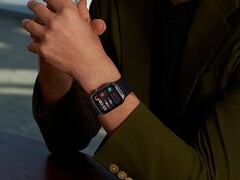 Huawei Watch D2 (na zdjęciu) jest już dostępny w Indiach. (Źródło zdjęcia: Huawei)