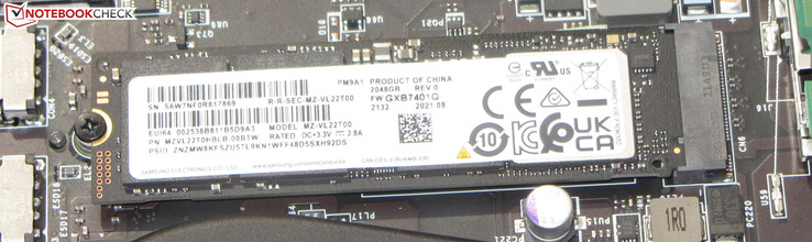 Do przechowywania systemu operacyjnego służy dysk SSD PCIe 4.