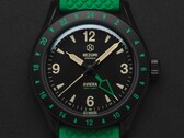 Zegarek Nezumi Aviera wyposażony jest w automatyczny mechanizm GMT Miyota kaliber 9075 (źródło zdjęcia: Nezumi Studios)