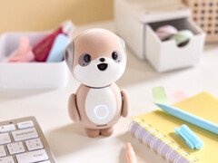 Robot czatowy Sharp Poketomo to codzienny towarzysz AI, który poznaje użytkownika i odpowiada na spersonalizowane rozmowy. (Źródło obrazu: Sharp)