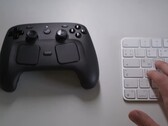 Korzystając ze strony scr.verylazypixels.com, użytkownicy mogą sterować swoim kontrolerem Steam Controller tak, jakby to był samochód zdalnie sterowany.